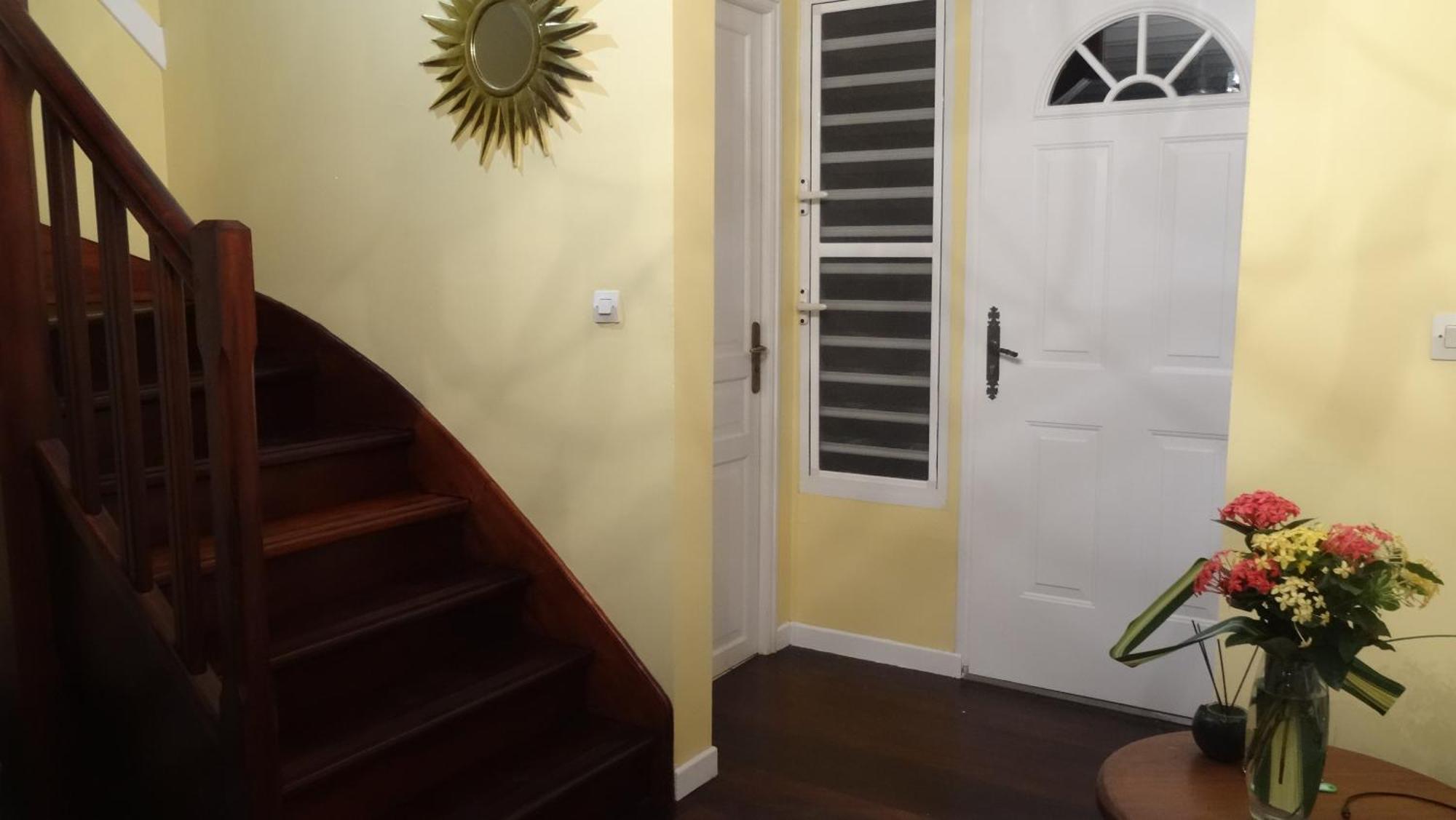 Holidays Guadeloupe Plessis-Nogent Rom bilde