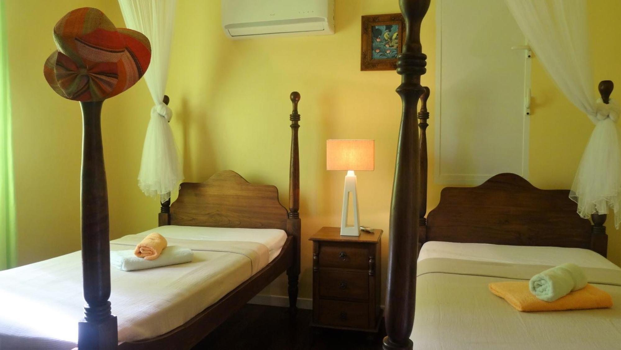 Holidays Guadeloupe Plessis-Nogent Rom bilde